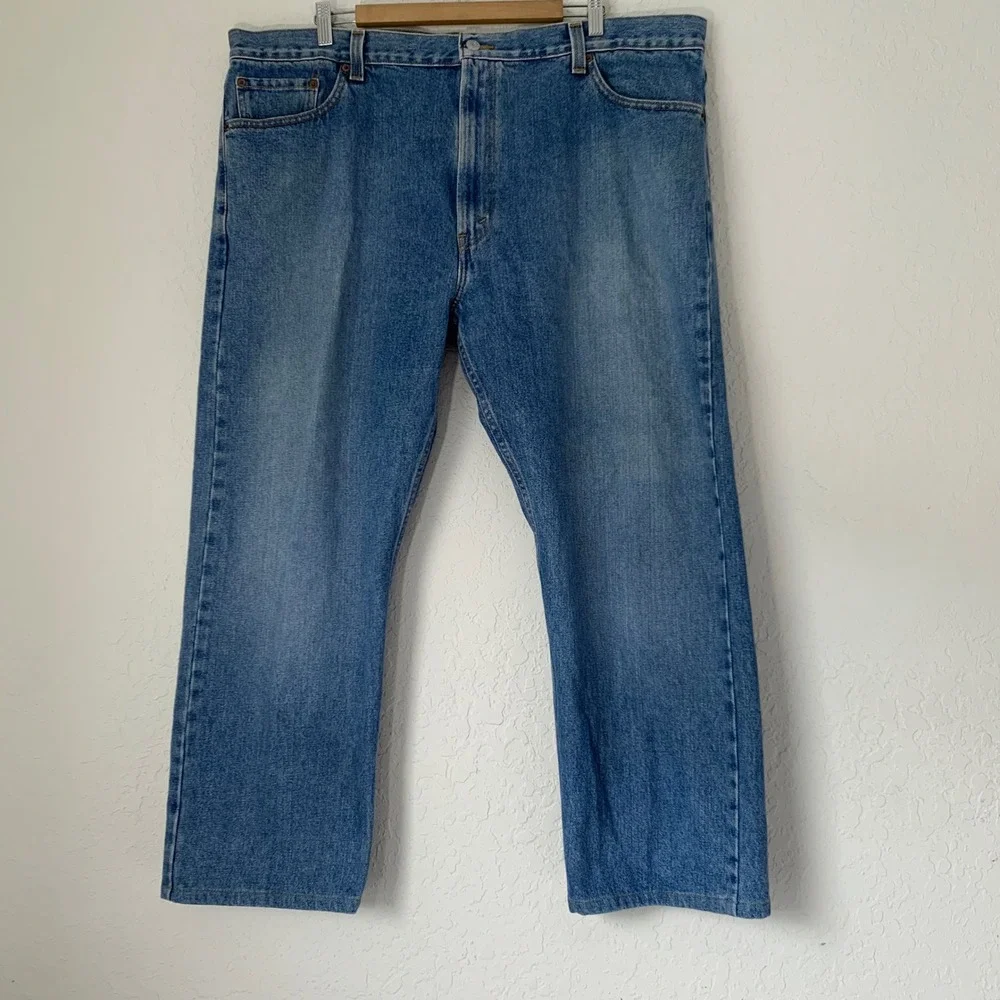 Levis 505 Regular Fit Jeans Men 44x30 Blue Medium Wash Straight Leg Denim Cotton